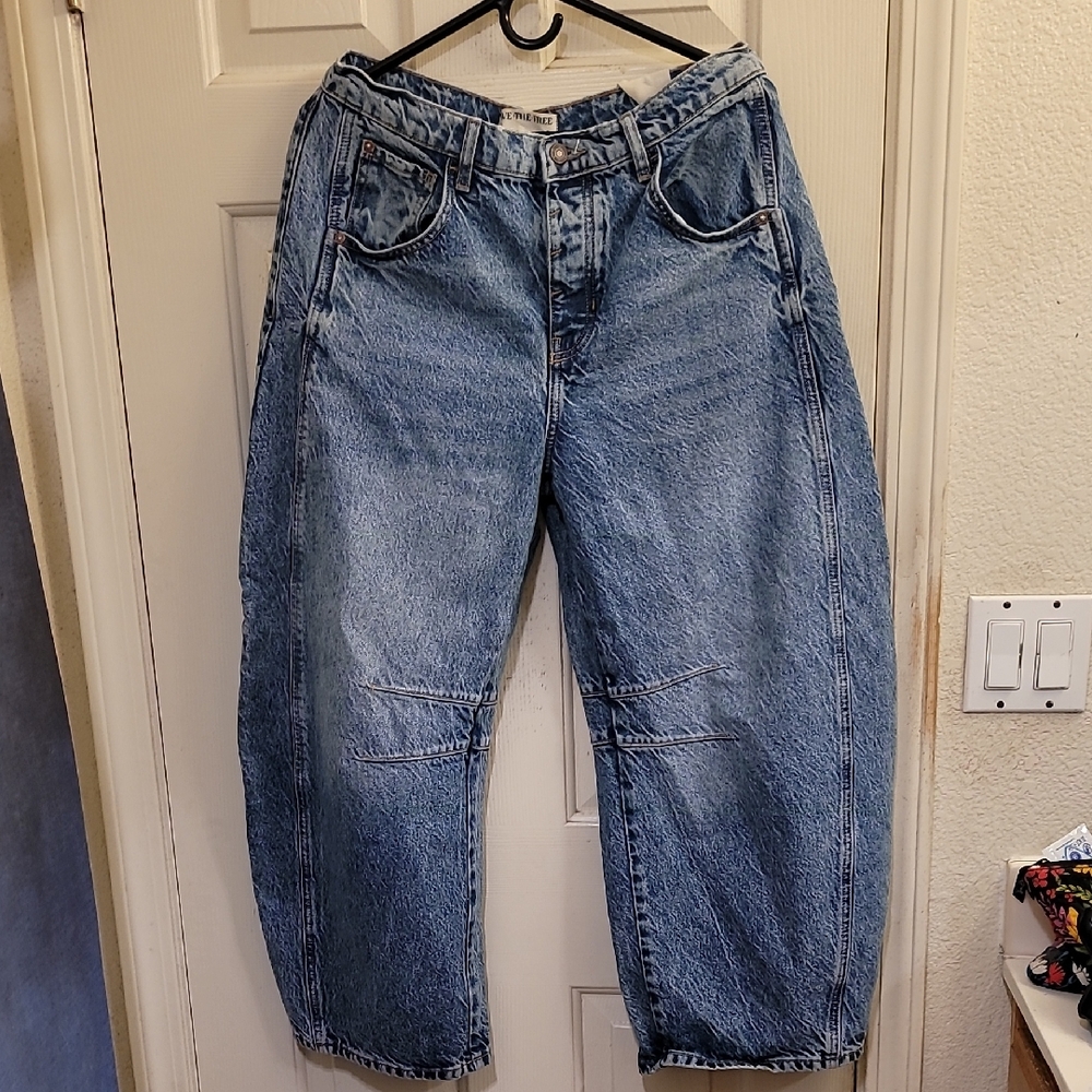 Free People Lucky You mid rise barrel Leg Jeans